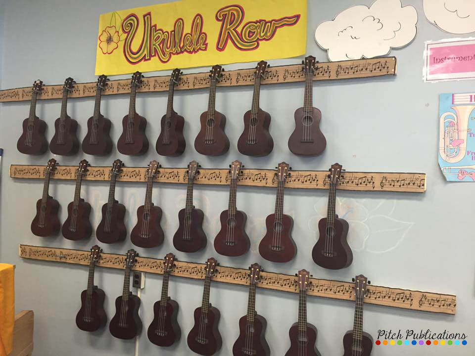 Ukulele Hangers (Bulk of 10) – Reeds For Less